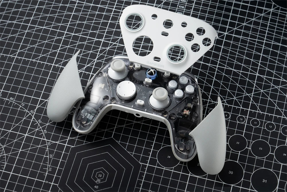GameSir G7 Pro Xbox Series X|S Controller with TMR Sticks, Hall Effect Triggers, Magnetic Faceplates, Gyro, Smart Charging Dock