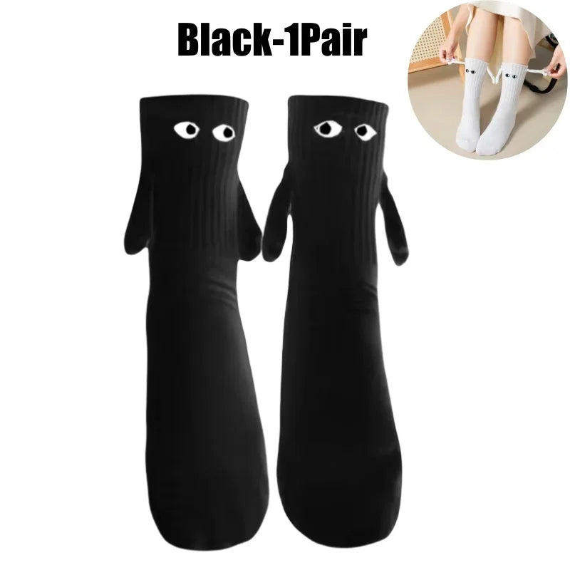 Funny Matching Couple Socks Instagrammable Magnetic Hand Hold Mid Calf Set for Dating Couples BFFs Photo Prop