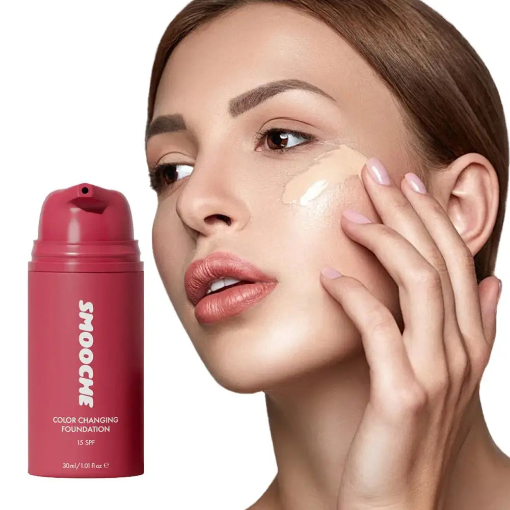 30ml SMOOCHE Color Changing Foundation - Self-Adjusting Shade, Covers Imperfections & Fine Lines for Flawless Natural Look